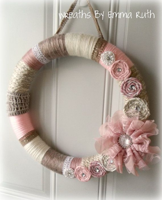 22 Awesomely Shabby Chic Christmas Wreath That Can Be Used All Year Round 17