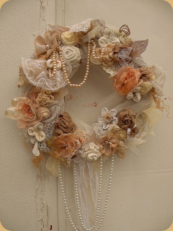 22 Awesomely Shabby Chic Christmas Wreath That Can Be Used All Year Round 21