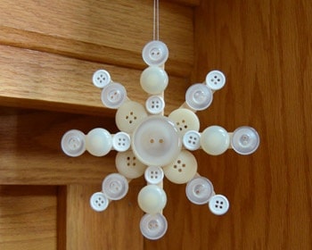 Button Crafts for Christmas Decorations10
