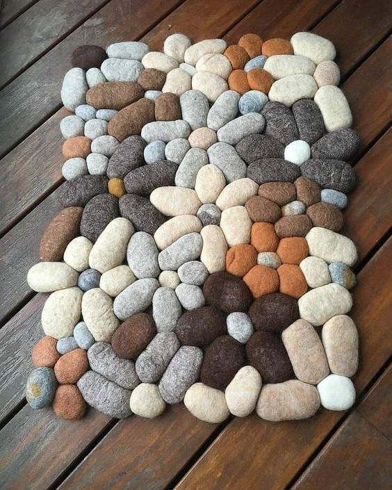 alfombra de piedra de guijarro de fieltro 1