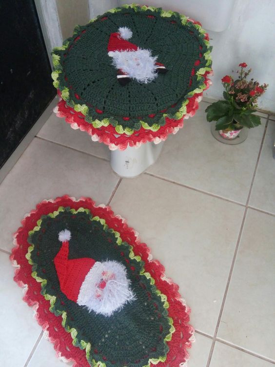 alfombras navidenas a crochet para el bano 6