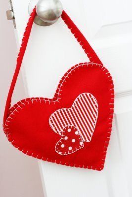 bolso de fieltro para el dia de san valentin 2