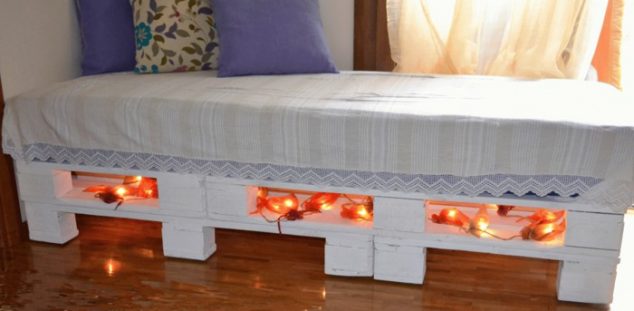 cama palets luces 12