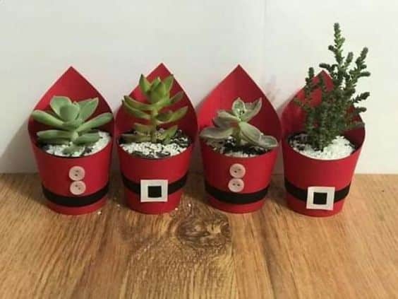 como decorar tus macetas para navidad 7