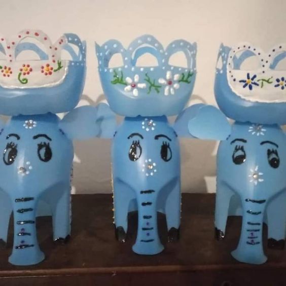 como hacer elefantes con envases bidones de plastico 8