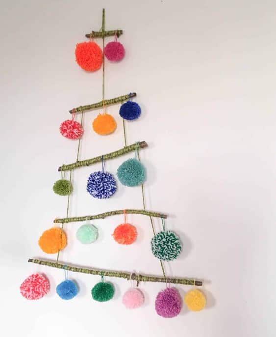 decoracion navidena con pompones 5
