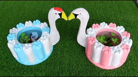 decorar jardines con cisnes a partir de materiales reciclados 7