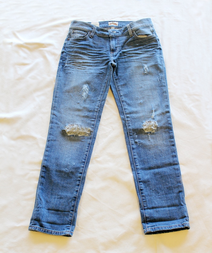 diy-distressed-jeans-wonderfuldiy