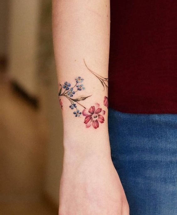 las mejores ideas de tatuaje de pulsera 9