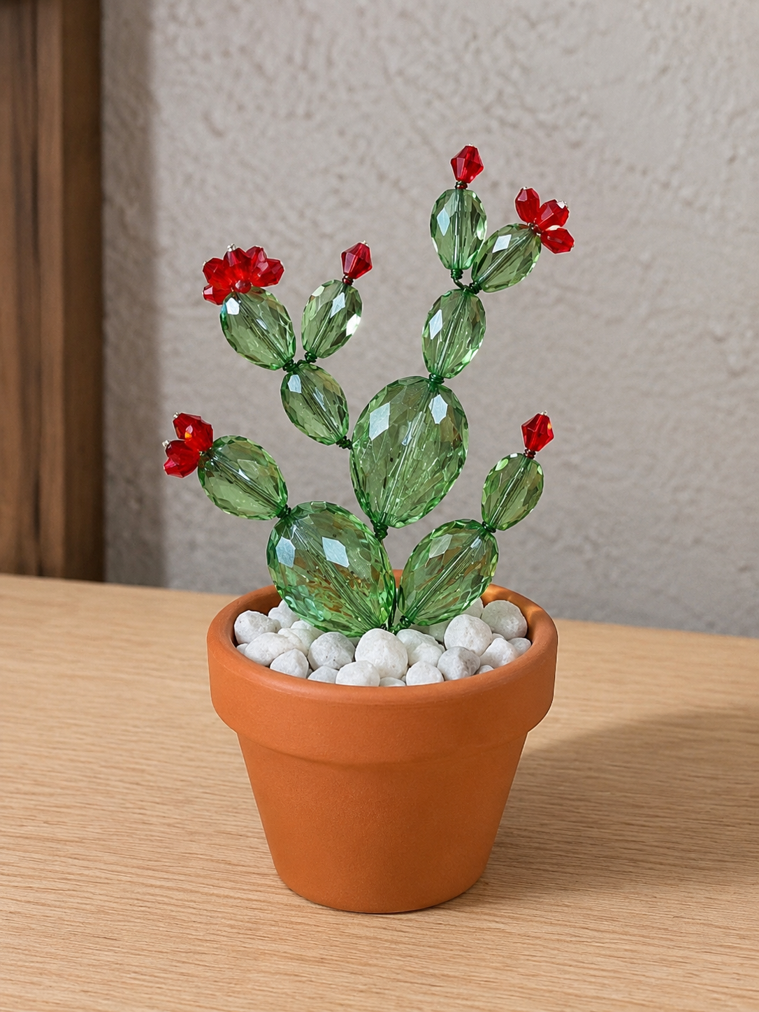 Macetas miniaturas con cuentas y bisutería: ideas encantadoras para crear pequeños jardines decorativos Macetas miniaturas con cuentas y bisutería: ideas encantadoras para crear pequeños jardines decorativos macetas miniaturas con cuentas y bisuteria 6