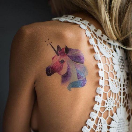 tatuaje de unicornio 2