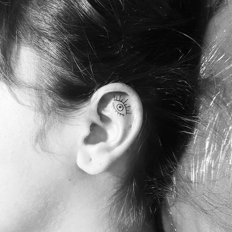 tatuajes para las orejas 1