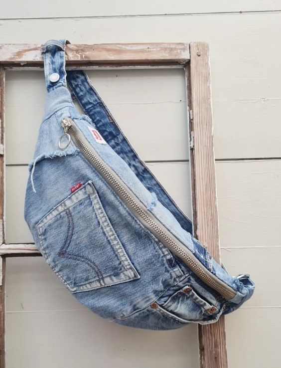 transforma tus jeans viejos en una rinonera 2